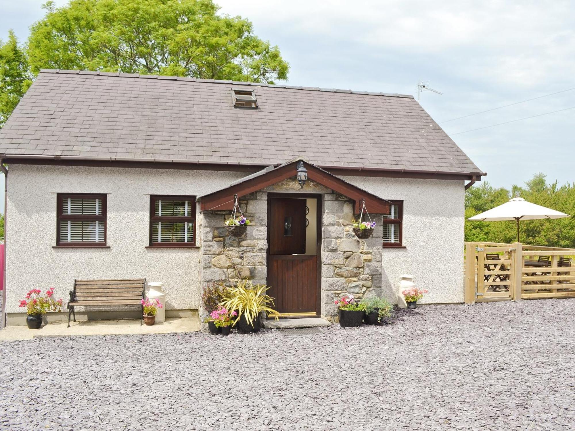 Hen Weithdy Villa Llanwnda  Exterior photo